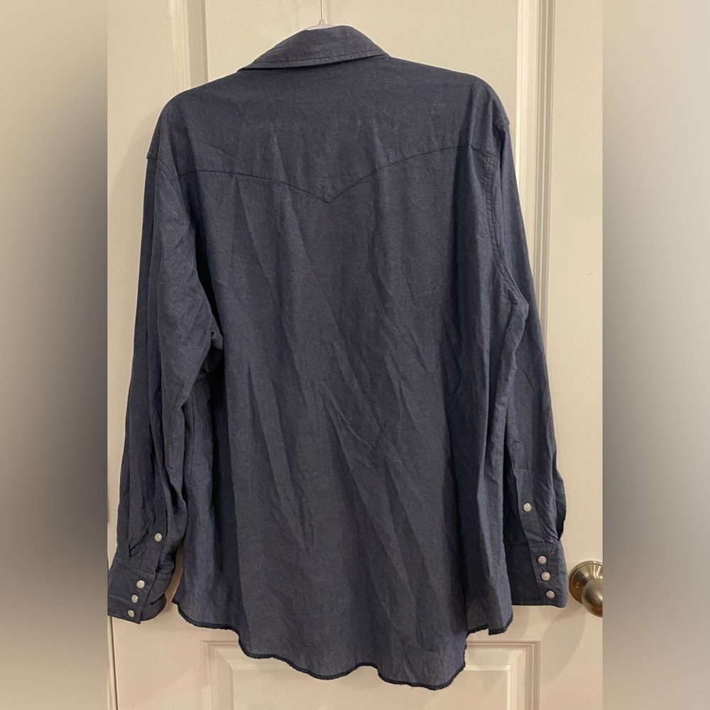 Wrangler Long Sleeve Western Shirt W/Pearl Snaps Size XL Blue Chambray Pockets - Picture 7 of 7